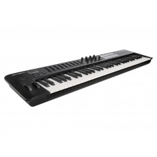 MIDI клавиатура [OXYGEN61MKV] M-audio [Oxygen 61 MKV] 61 клавиша, LCD дисплей, 8 энкодеров, 8 пэдов, 9 фейдеров, 12 кнопок управления, колеса высоты тона и модуляции, smart control, auto-mapping, встроенный арпеджиатор, 1/4" Jack вход для педали суст