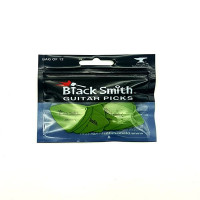 Упаковка медиаторов BLACKSMITH Triangle TEA088GN-MH Medium Heavy 0.88mm Green, delrin, 0.88 мм, 12