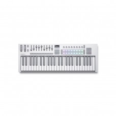 Novation Launchkey 49 Mk4 Wh  Миди-клавиатура, 49 клавиш, Pitch/Mod контроллеры, полноцветные пэды