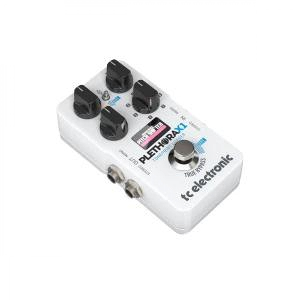 TC ELECTRONIC PLETHORA X1 - Компактный мультиэффект-процессор