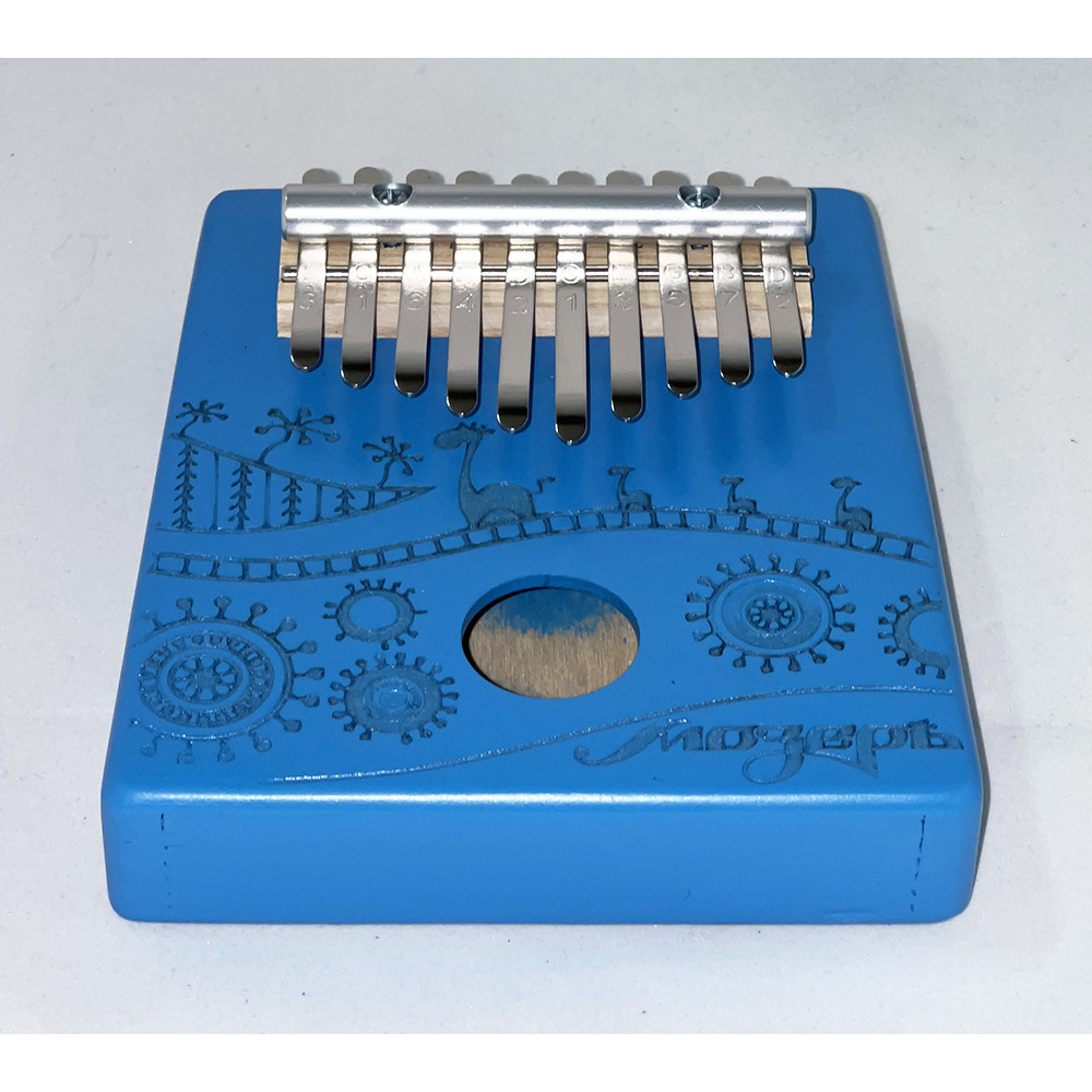 KMKr-2-BL-NEW Escudo Калимба, резонаторная, 10 язычков, трапеция, синяя, Мозеръ